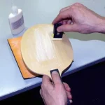 آماده سازی راکت با چسب مخصوص